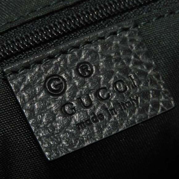 GUCCI Authentic Black Shoulder Bag - Picture 7 of 16